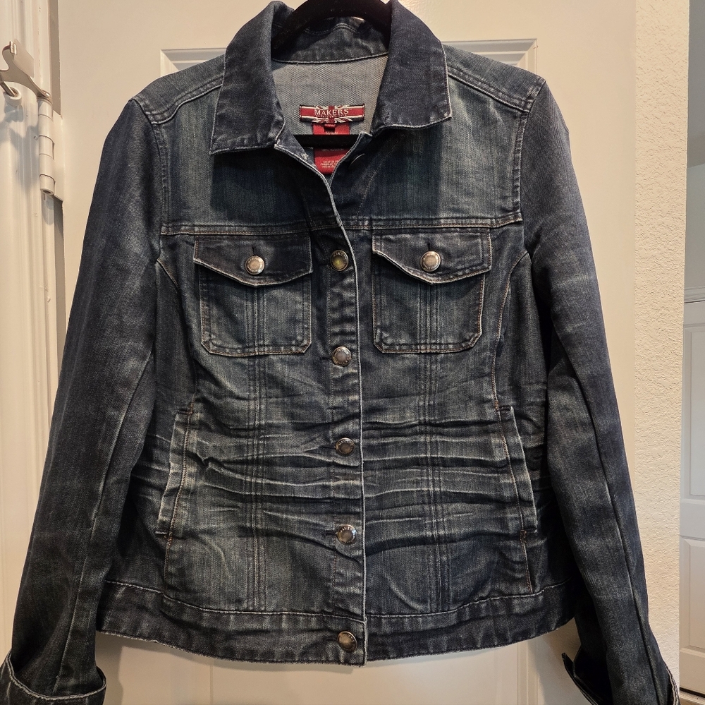 Makers of True Originals Denim Jacket – Women’s XL (Runs Small / Fits L)